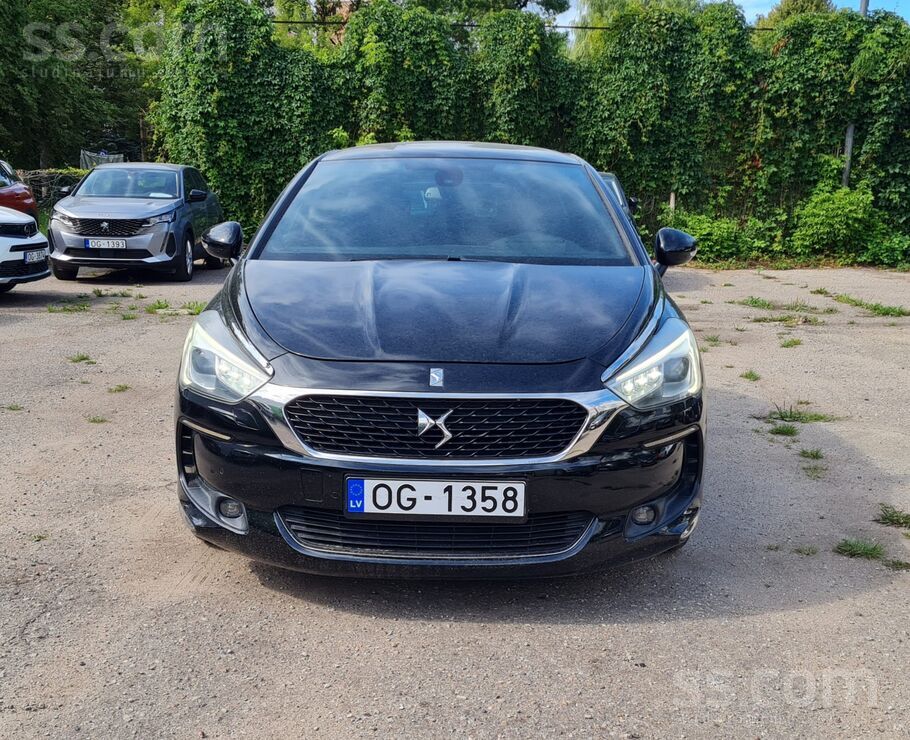Skaists auto tiko ievests no Francijas. Citroen Ds5 2, 0 dīzelis ar 133 kw.