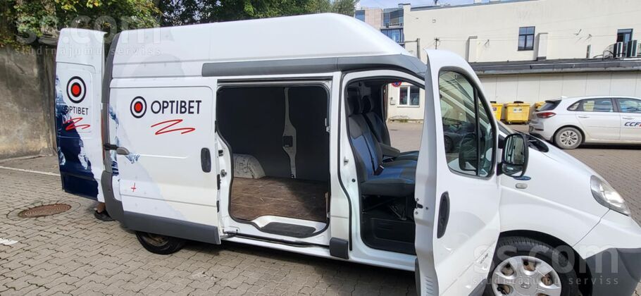 Uzņēmums pārdod busu labā tehniskā un vizuālā stāvoklī. Auto pietiekami jaud