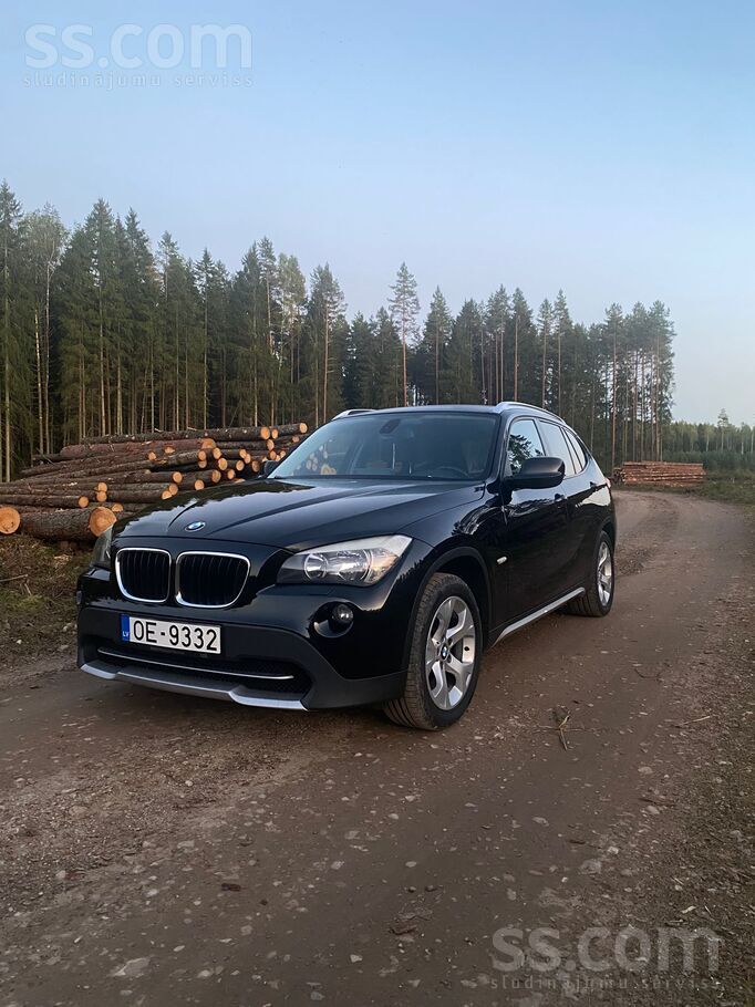 Pārdodu BMW X1 2010 gada jūlijs, modelis skaitās kā 2011. gada.
Tehniskā a