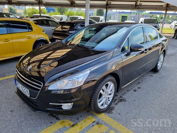 Peugeot Benzīns ar mehānisko pārnesumkārbu. Auto pirkts ja