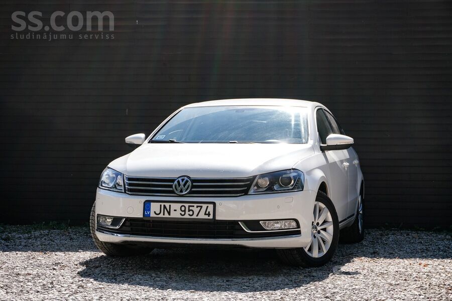 Volkswagen VW Passat (B7) 2014. gada modelis ar 1.4 benzīns a