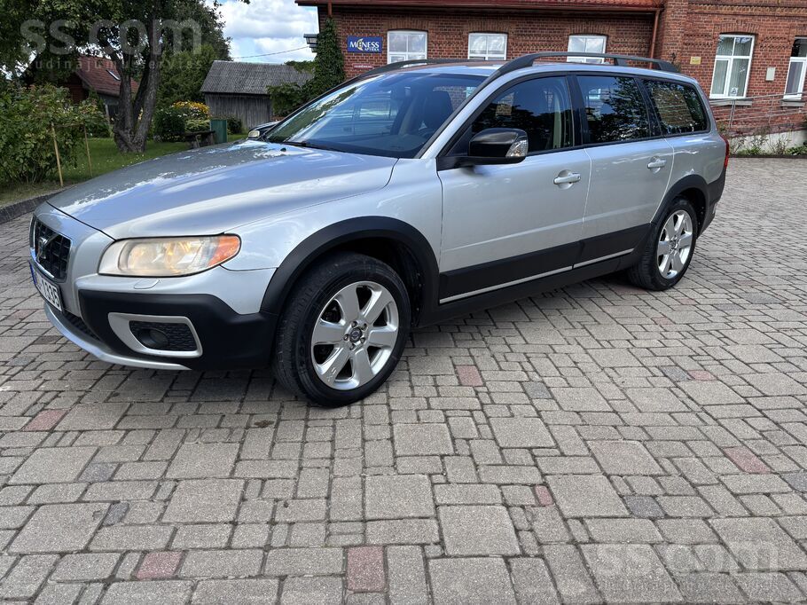 Volvo Kopts xc70, labaa tehniskā un vizuālā stāvoklī.