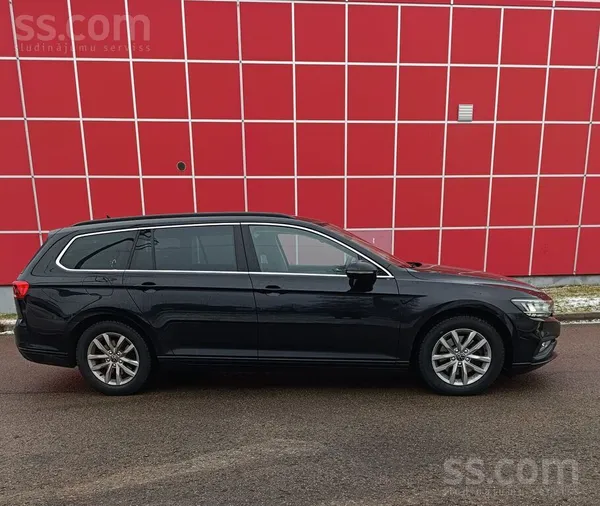 Volkswagen Auto teicamā tehniskā un vizuālā stāvoklī. 