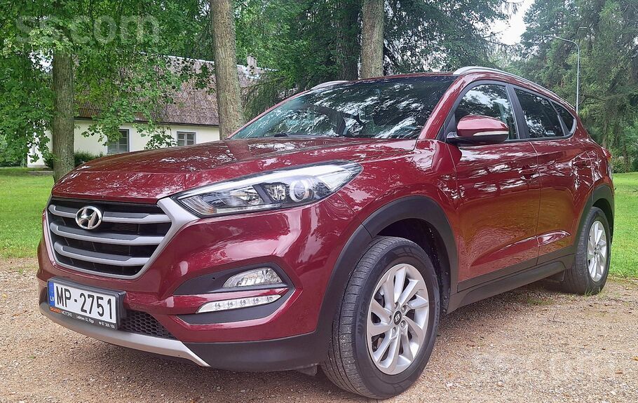 Hyundai Tucson 4x4 Premium.
Manuālā pārnesumkārba, ādas apsildāma stūre, k