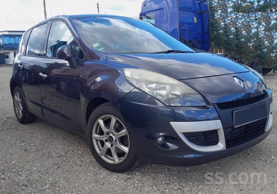 Renault Renault Scenic no Vācijas. 