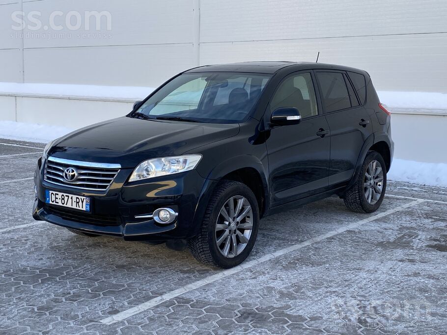 No Francijas. Toyota Rav-4 2.2D 4D  110kw Tikko no Francijas, Bez rūsas pazī