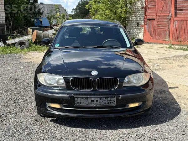 BMW Vācijas teicamā stāvoklī ar uzticamu benzīna motor