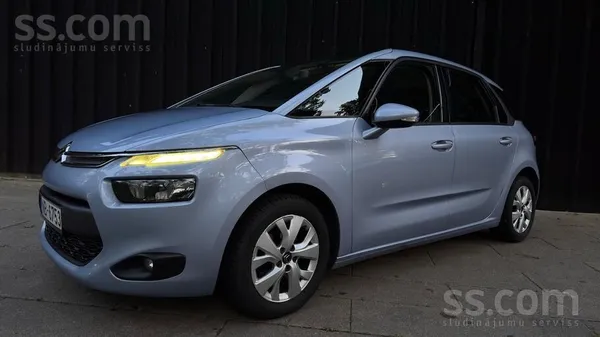 Pārdodu Citroën C4 Picasso – labā vizuālā un tehniskā stāvoklī. 
Labi kopts