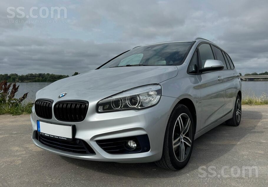 BMW Pārdodas BMW 220d xDrive izcilā stāvoklī. Headup d