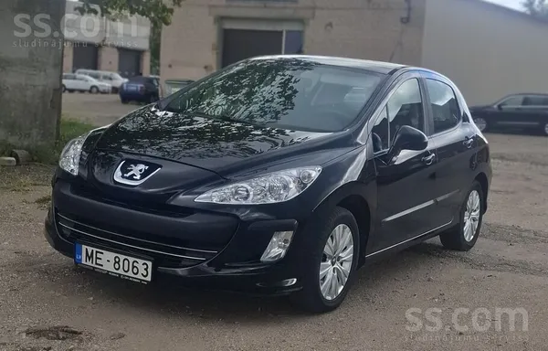 Peugeot В хорошем техническом и визуальном состоянии. Новы