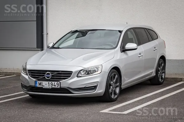 Volvo Volvo V60 2.0 dīzelis, Automāts. 