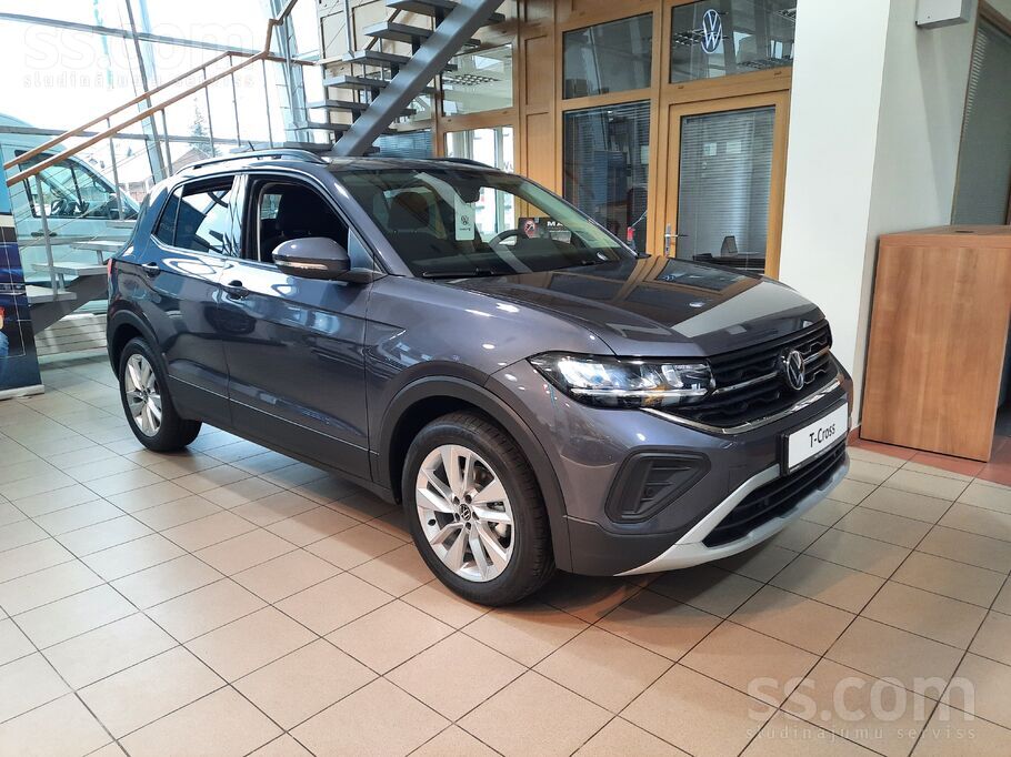 Pārdod VW T-Cross Life 30Y ar jaudīgu benzīna dzinēju 1.5 Tsi 110kw (150zs)