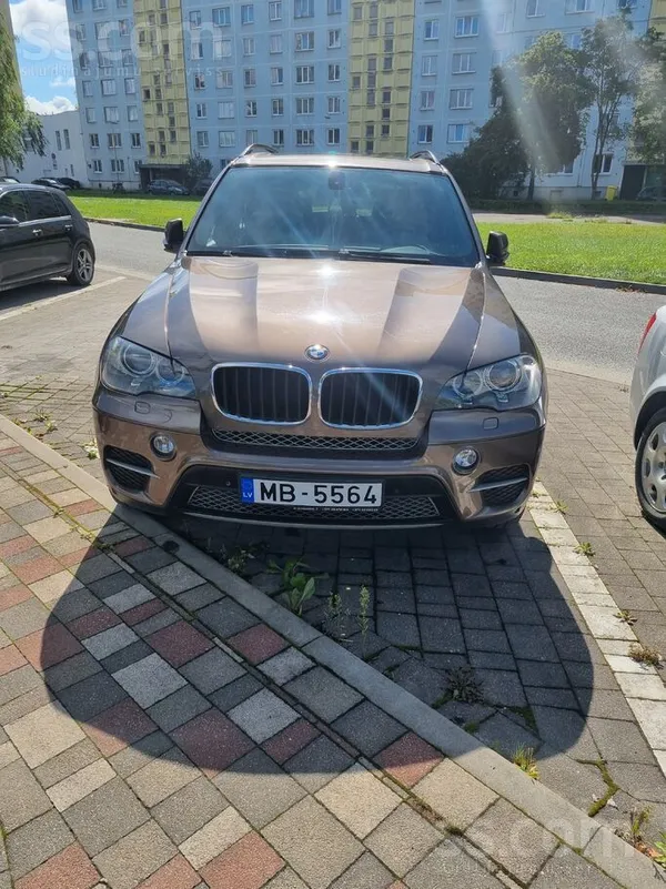 BMW BMW x5 e70 3.0d/2011g. (facelift)