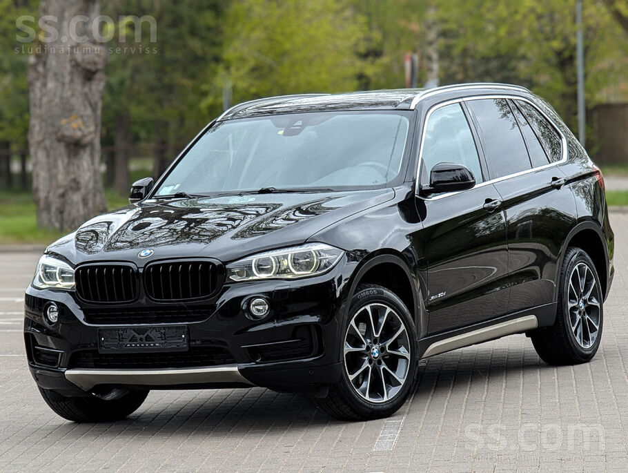 BMW BMW X5 xDrive30d, 190.kw/258.zs, Black Sapphire Me