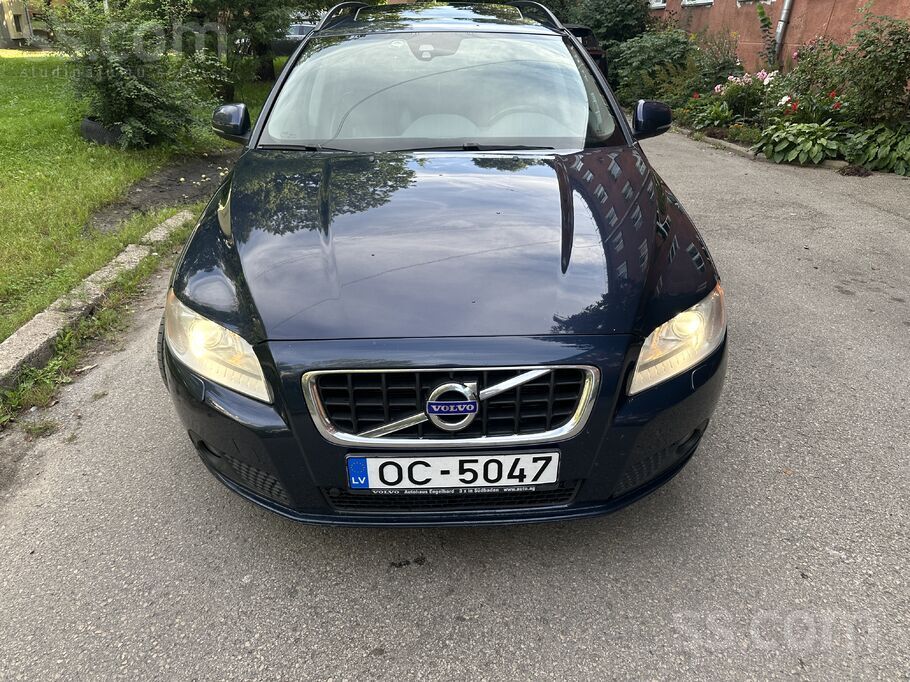 Volvo Pārdodas labs ietilpīgs pilnpiedziņas Volvo V70. N