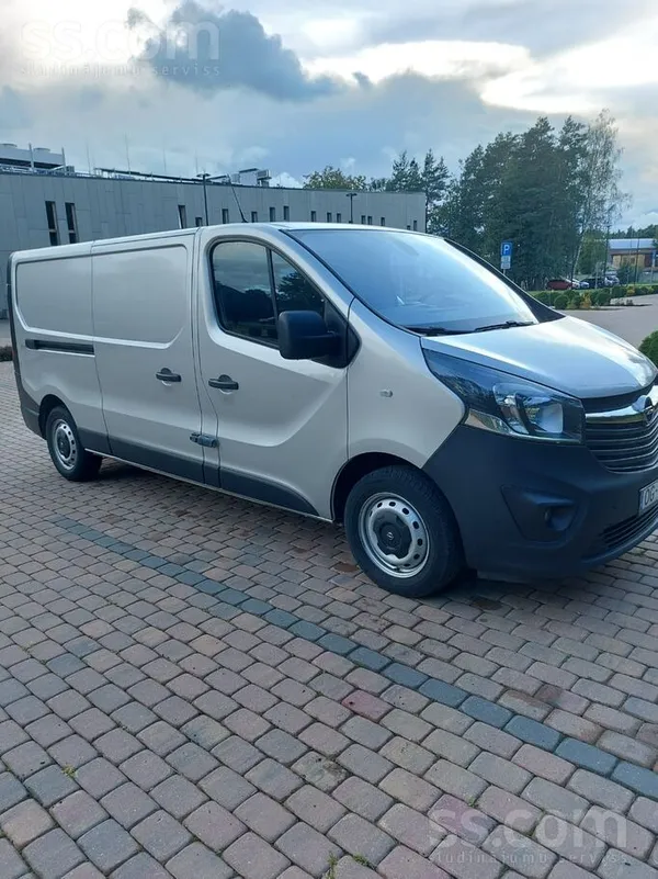 Opel Pārdod uzņēmums. Skate. Veikta apkope, Viena no pi