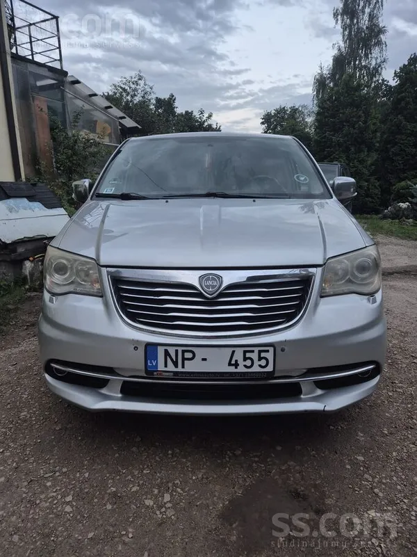 Lancia Продаю отличный авто, Сам пригнал из Швеции, масла