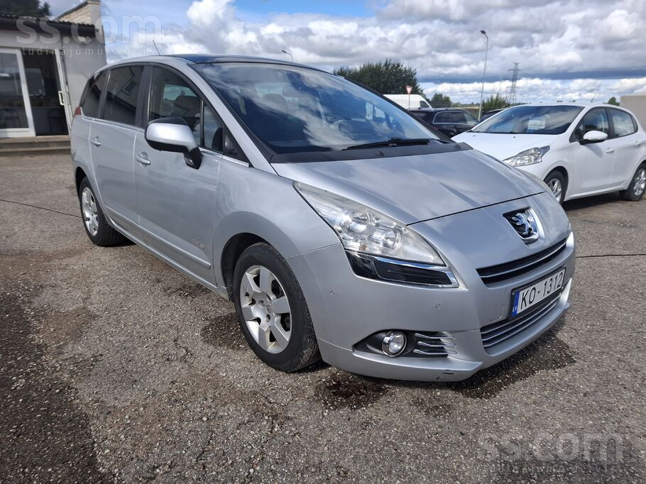 Peugeot 2013g. Peugeot 5008, Business Line