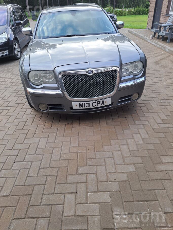 Chrysler Продаю Английский Chrysler 300C