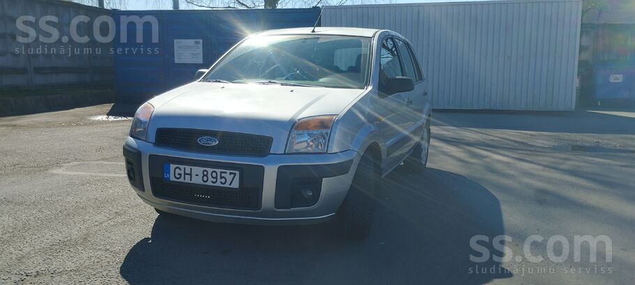 Pardodu ford Fusion ekanomisku pilsetas auto , 2007g. 1.4 bendzins , skate l