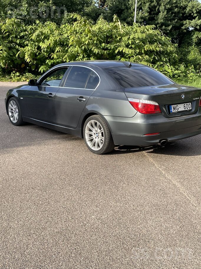 BMW Машина в отличном состоянии, досмотренная, ухоженн