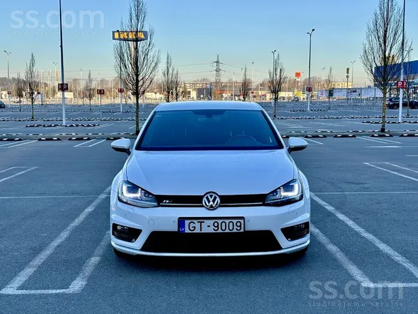 Volkswagen VW Golf 7 R-line 1.4 benzīns (103kw/140Zs) ar Dsg 