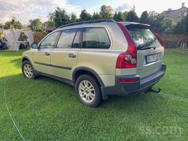 Volvo Pārdod Volvo XC 90 , labā stāvoklī, Latvijā maz ek