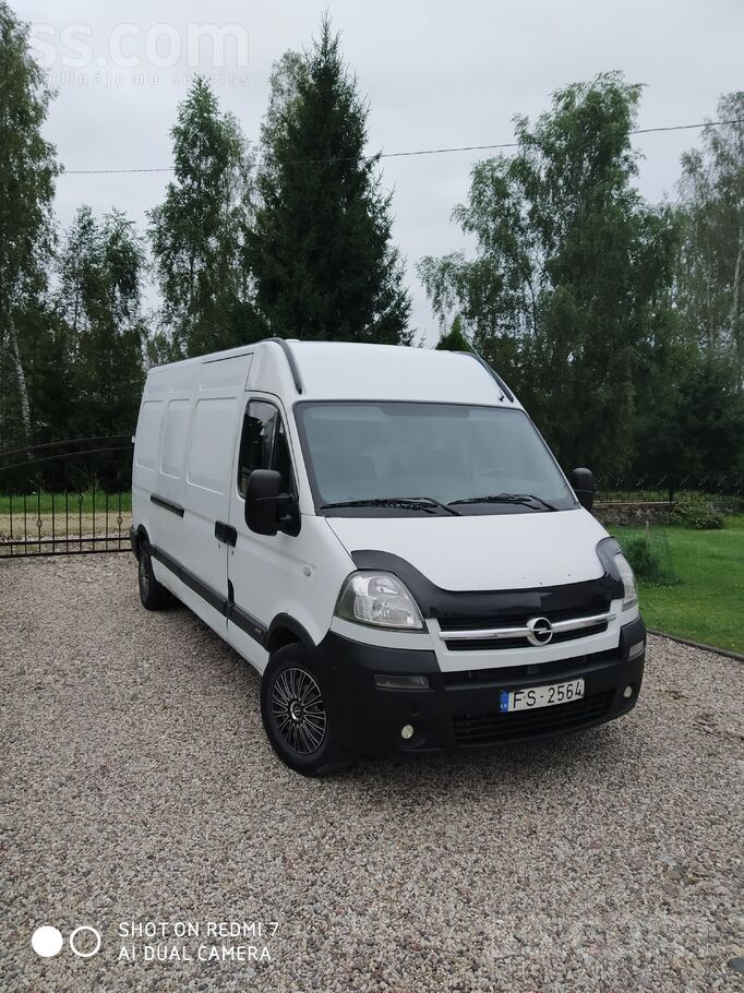 Продаёт частное лицо. рабочий грузовой бус. не значительные дефекты по кузов