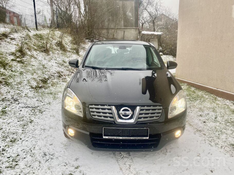Nissan Только из Германии хорошее состояние возможно лизи