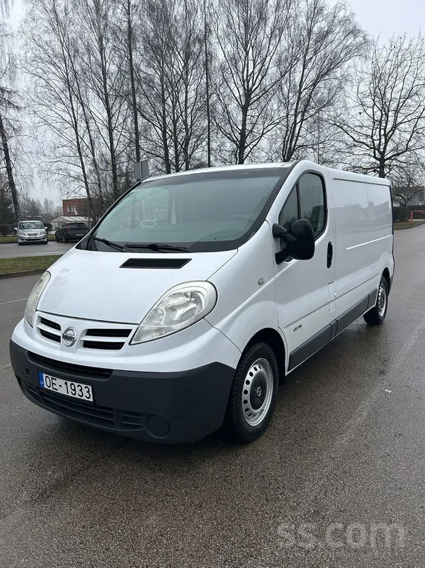 Nissan Garā bāze. Vinjete nav vajadzīga. 2.0D 84Kw. Nesen