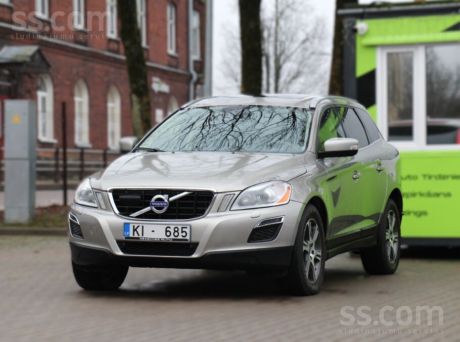Volvo 2.4d/158kw, 4x4, jauna TA, ādas sēdekļi ar apsildi