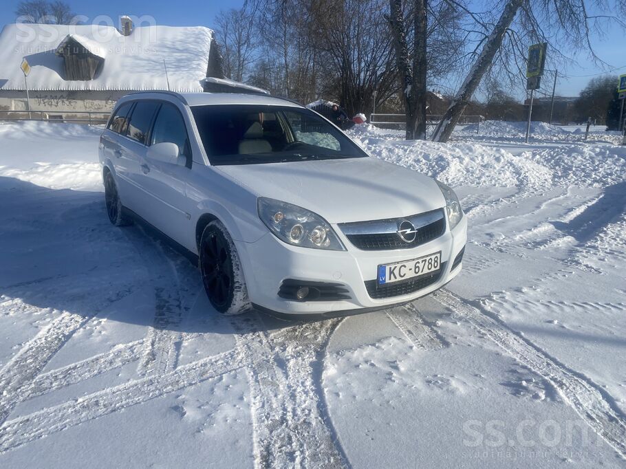 Opel Pārdodu Opel Vectra C 1.9 Cdti(74Kw) ar sešpakāpju