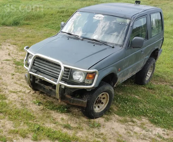 Pārdodu Pajero
2.5d
Nav braukšanas stāvoklī, nevar iedarbināt. 
Dokumenti