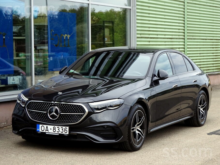 E300e 4Matic Amg-Line Sedan Plugin-Hybrid Autom Digitital-Led Āda El. Memory