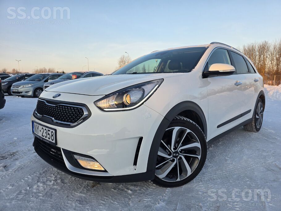 Niro1.6 Gdi, Hybrid, 104kW.
A/m no Itālijas.
Teicamā tehniskā un vizuālā