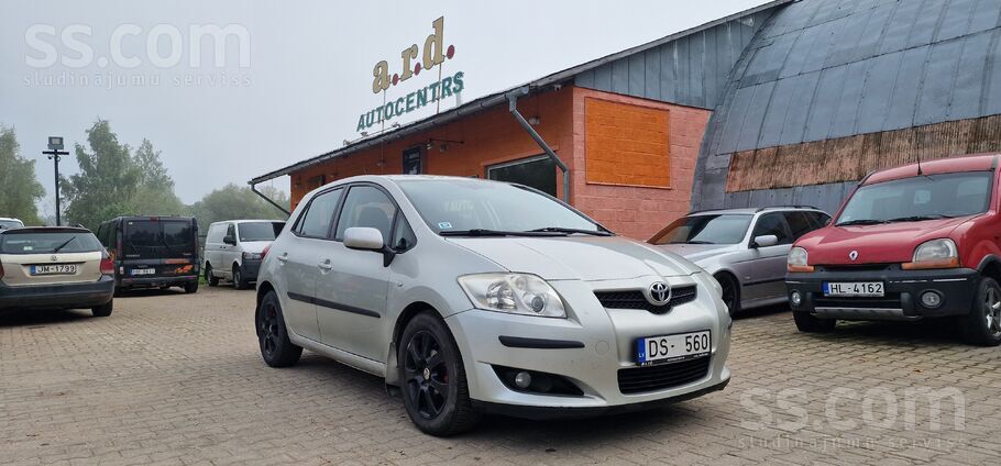 Praktisks un ekonomisks auto ar labāko D4D motoru savā klasē. TA līdz 11.202