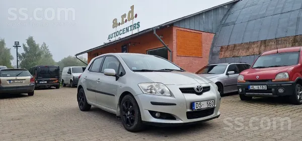 Praktisks un ekonomisks auto ar labāko D4D motoru savā klasē. TA līdz 11.202