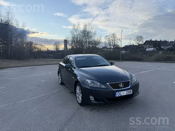 Pārdodas Lexus Is220, tehniskā apskate izieta pa 0 teicāmā stāvoklī. Eļļa un