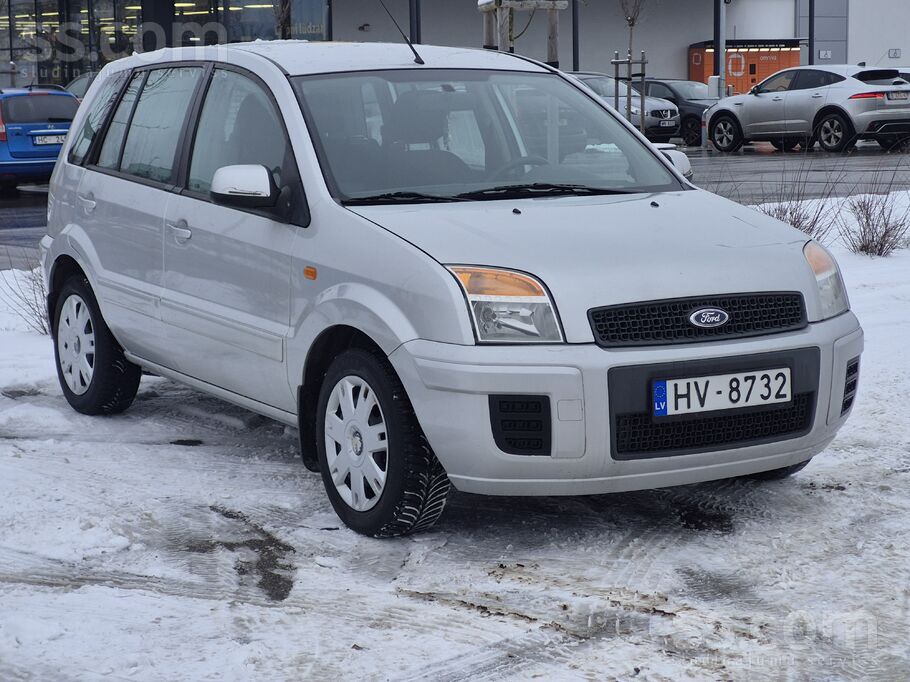 1.4i 218000km orig. nobraukums. Labi kopts un saglabāts auto.
Viss strādā