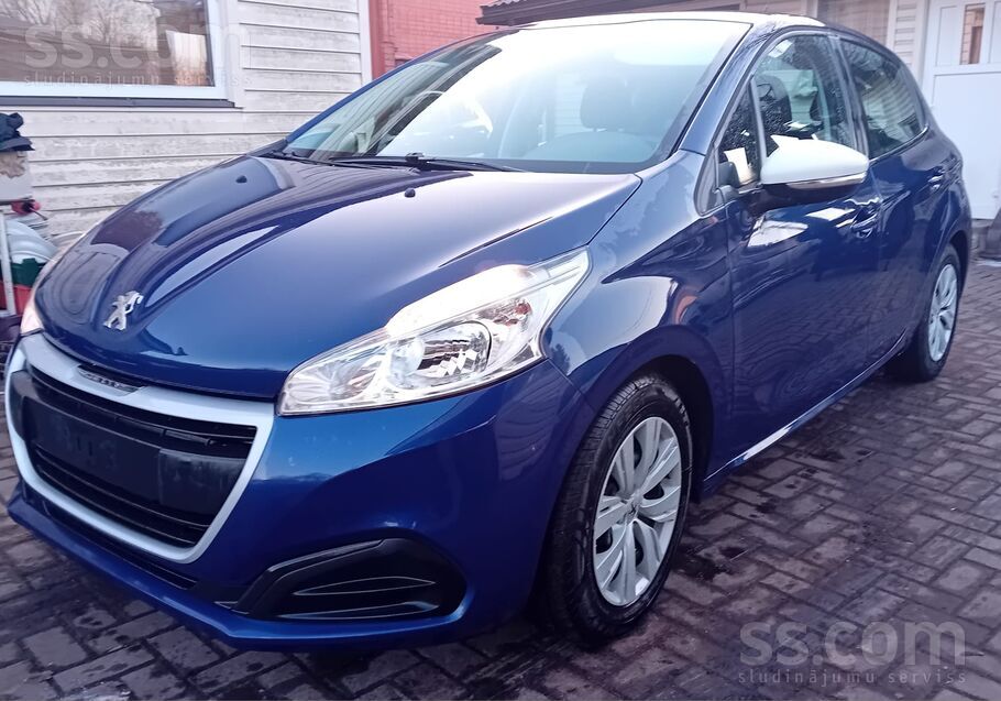 Pārdodās. 
Mūsdienīgs, ērts, ietilpīgs, drošs un ekonomisks automobīlis.