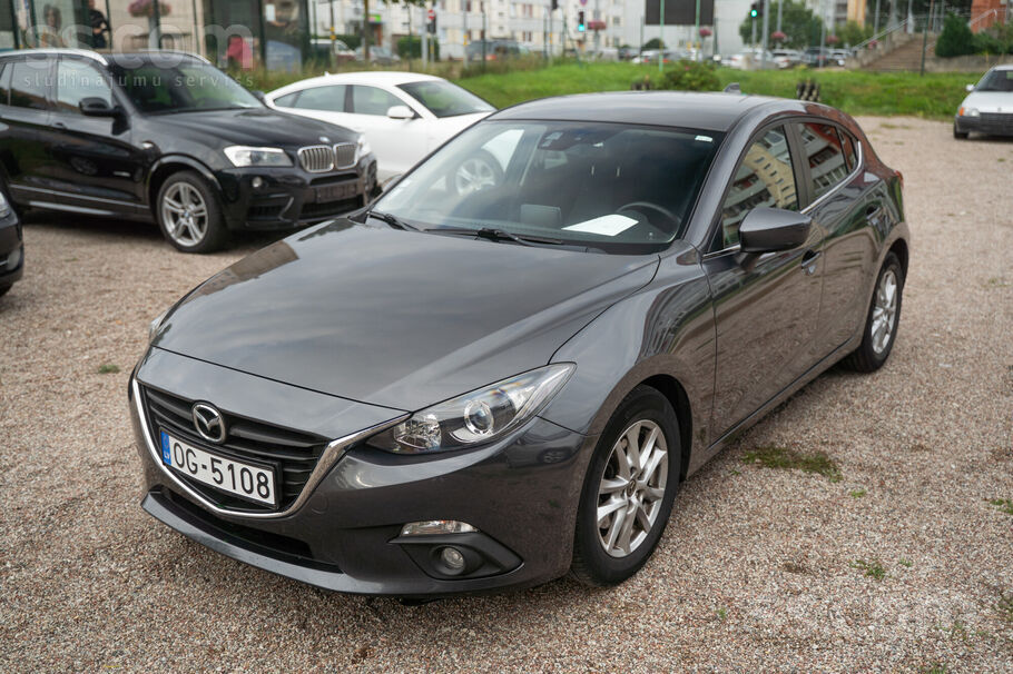 Mazda 3 no Francijas, benzīns, 88kw, bez neviena korozijas punkta, auto ir ļ