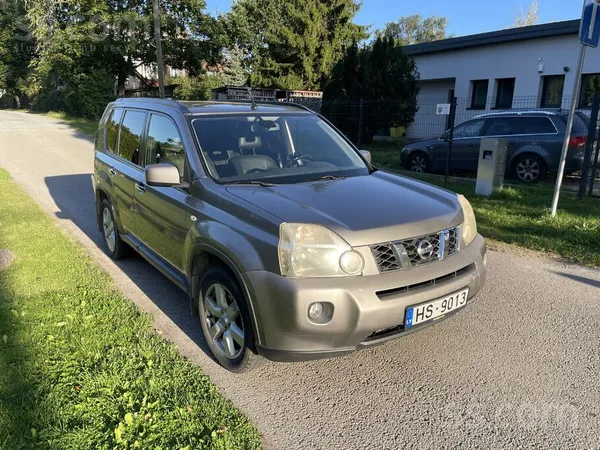 Nissan Auto ir labā tehniskā stāvoklī. Jauna tehniskā aps