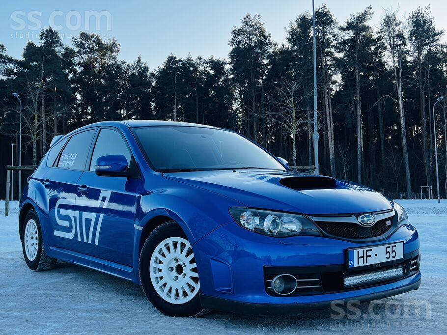 Subaru Impreza Sti. Ta bez aizrādījumiem. R15 diski ar jaunām Hankook radžu