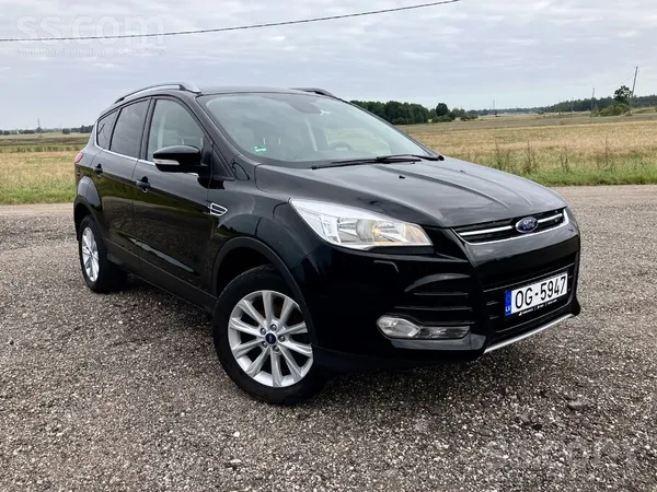 Ford Auto no Vācijas, pirkts oficiālā izsolē.