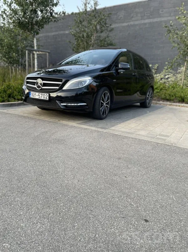 Mercedes Продается Мерседес B class 1.6 бензин, отличное со