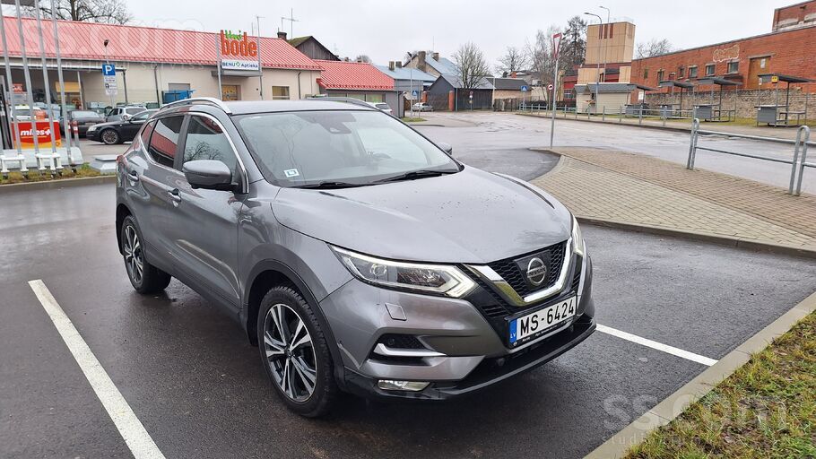 Nissan Pārdodu sakarā ar lielakas automašīnas iegādi
