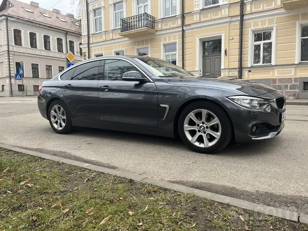 2.0 Бензин twin turbo. Отличное состояние. Сервисная книжка. Новые тормозные