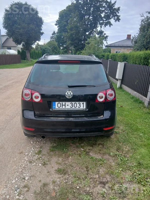 Volkswagen Golf Plus - 1