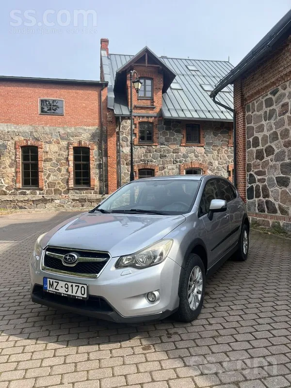 Pārdodu Subaru XV 2.0d 108kw, 2012 gada. Esmu pirmais īpašnieks Latvijā. Teh