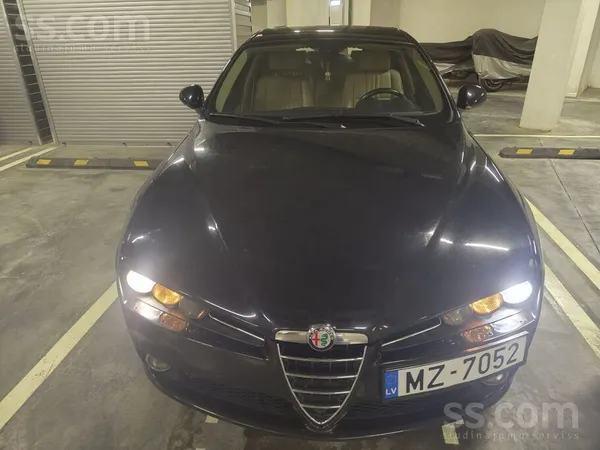Alfa-romeo Продается Alfa Romeo 159 2007 года выпуска. Автомо